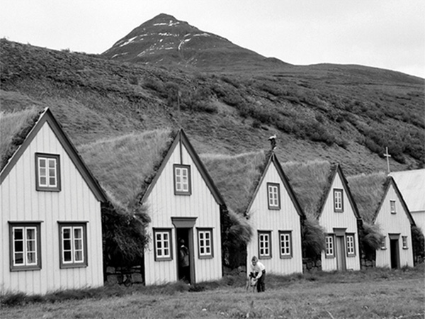 Filippo De Pieri, “Architectural history, planning history, and the environmental perspective: a report from Iceland”, Planning Perspectives, 39, 5 (2024): 1171-78, doi 10.1080/02665433.2024.2364342